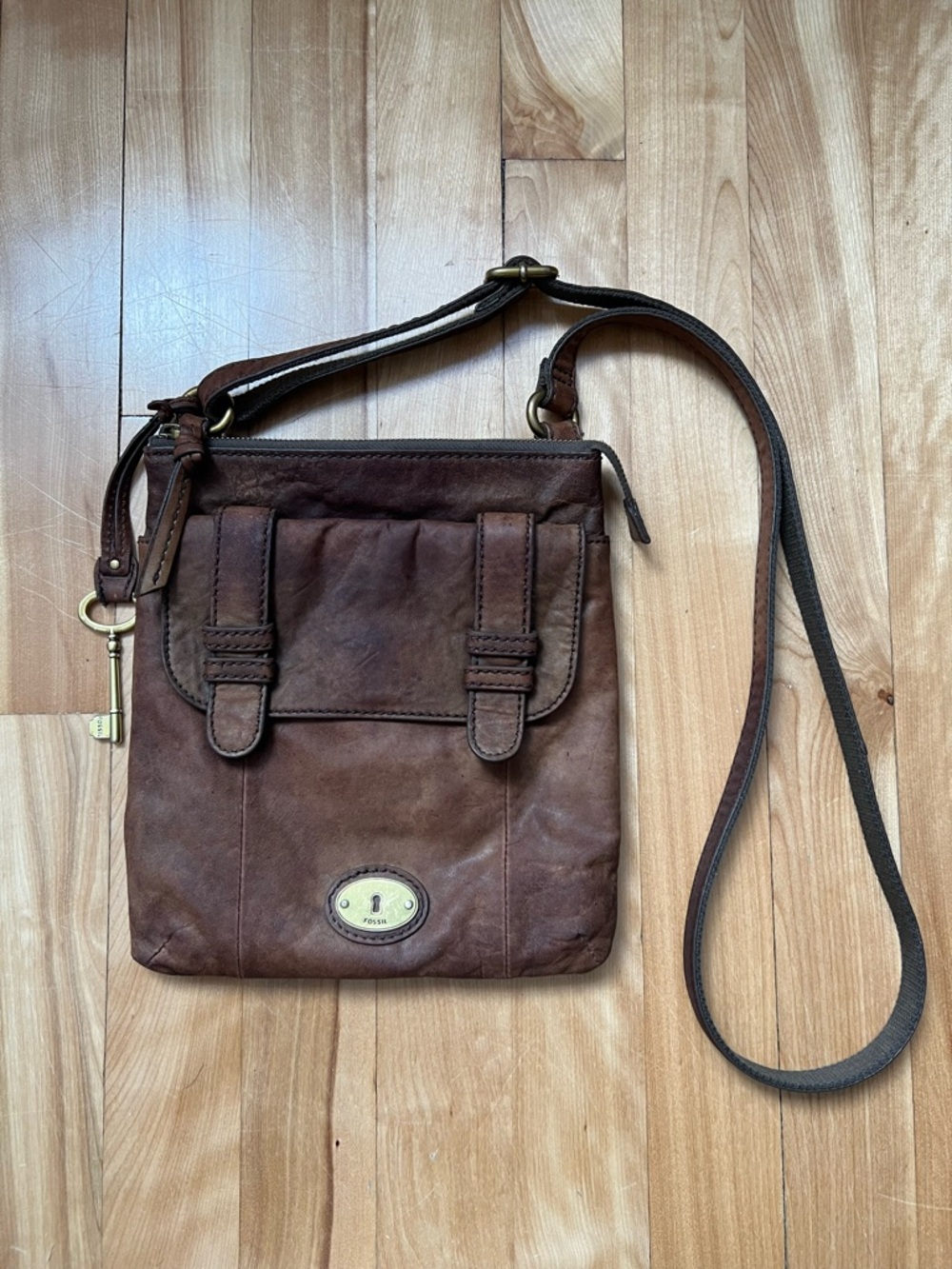Fossil Dark Brown Leather Messenger Crossbody